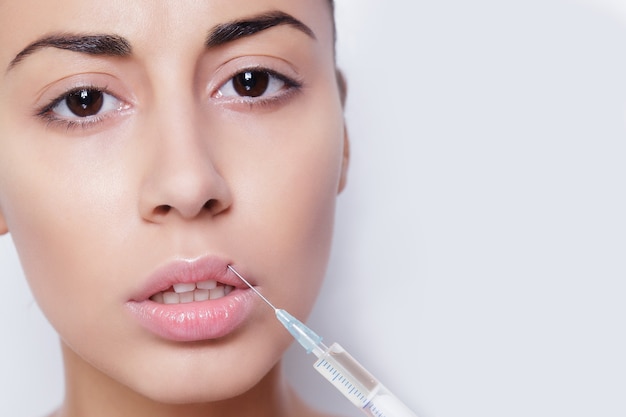 Are dermal fillers good for lip lines?