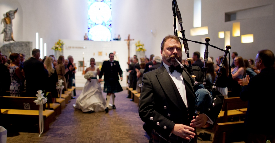 Why You Should Hire a Bagpiper for Your Wedding: Adding a Touch of Elegance and Tradition