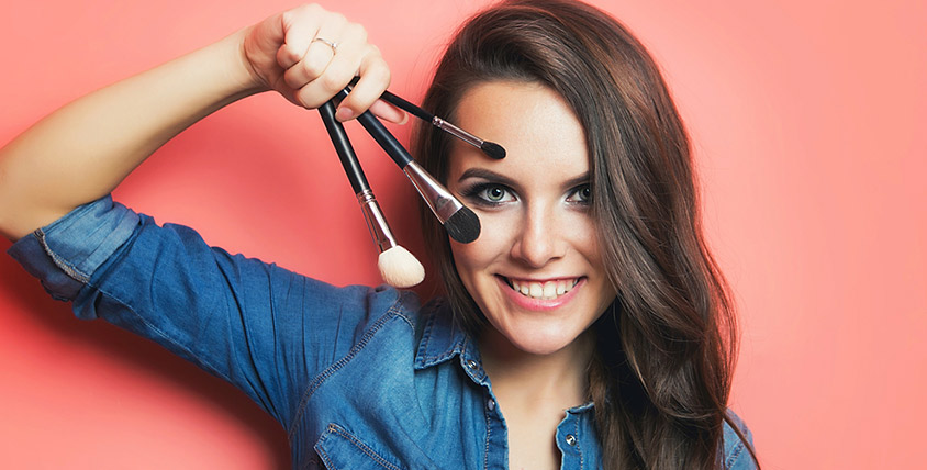 How Can A Makeup Artist Elevate Your Look For Special Occasions?