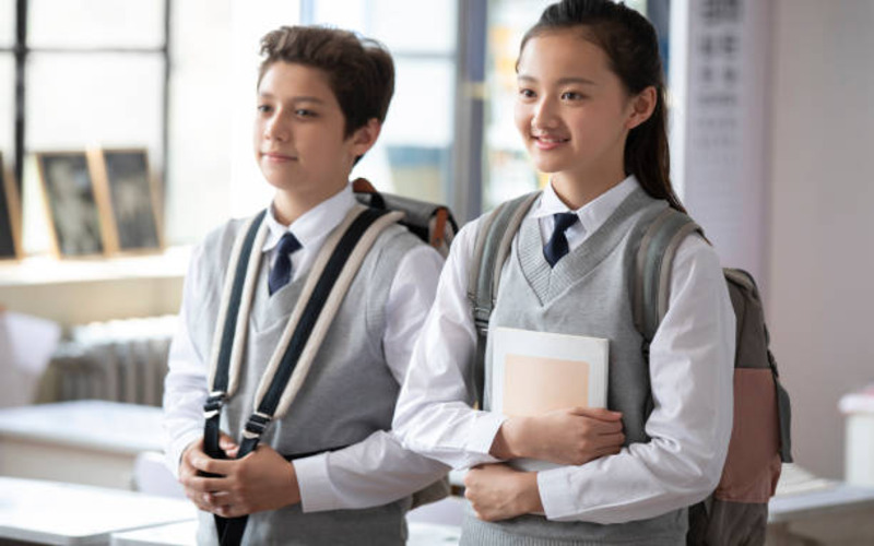 How to Choose the Best Fabrics for School Uniforms