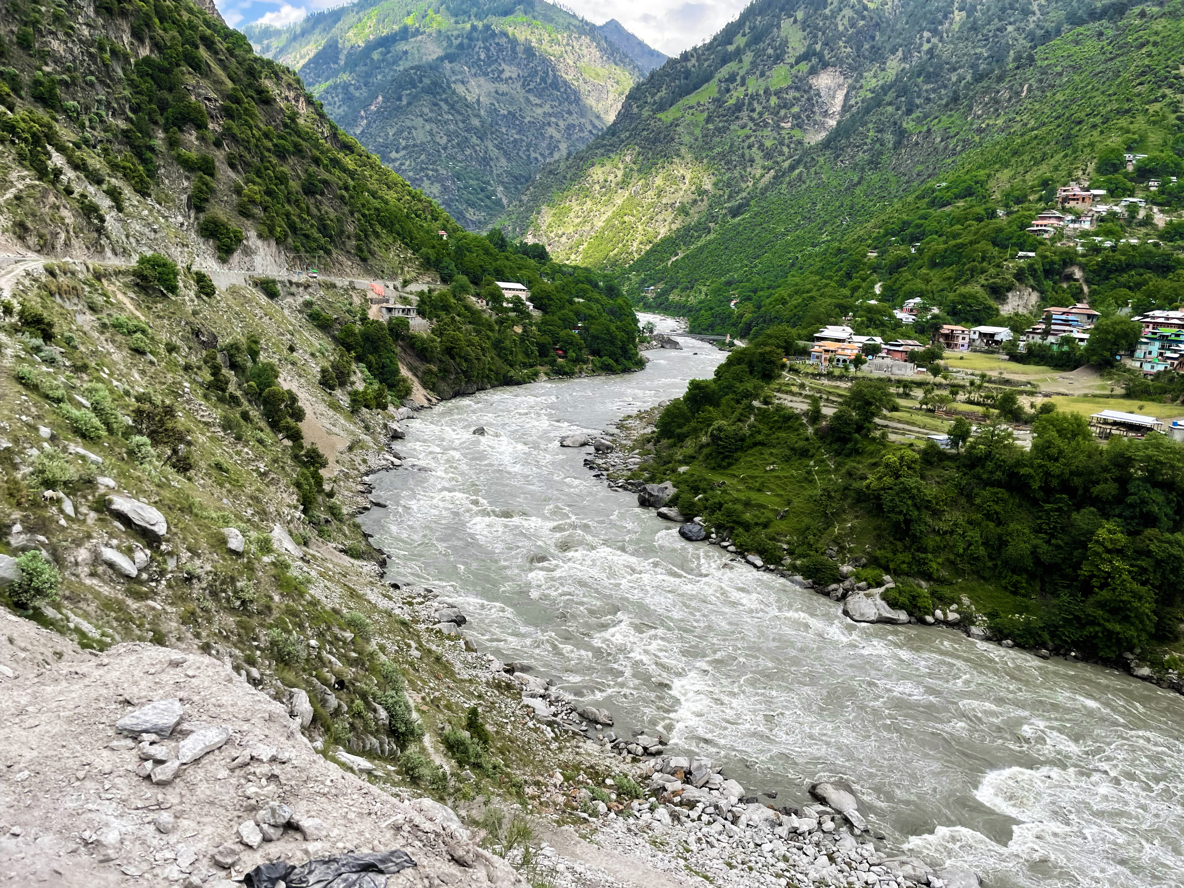 Discover the Perfect Himachal Travel Package with Royal Rover Holiday