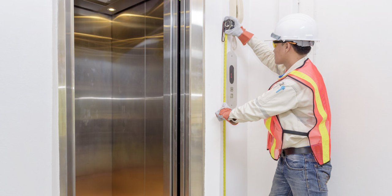 How Can Regular Elevator Service Reduce Operational Costs?