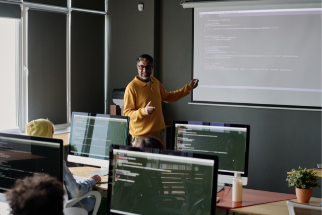 The Future of Teaching: Embracing Online Coding for Teachers