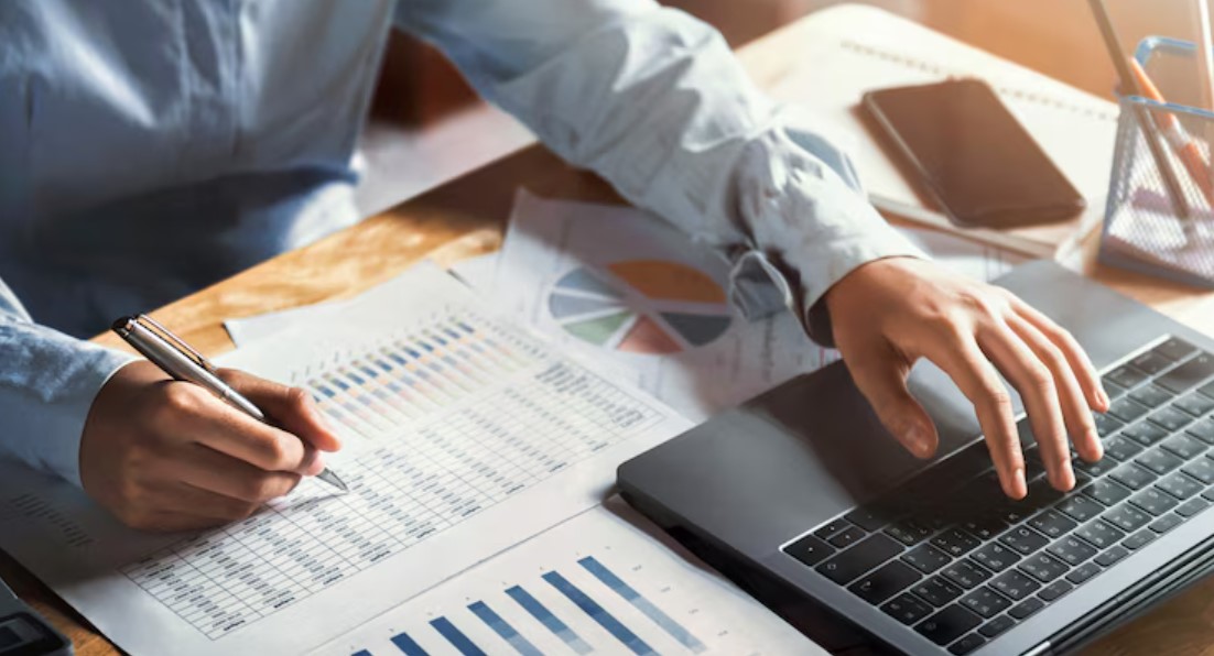 Top Accountants in Surrey: Trusted Tax and Bookkeeping Services