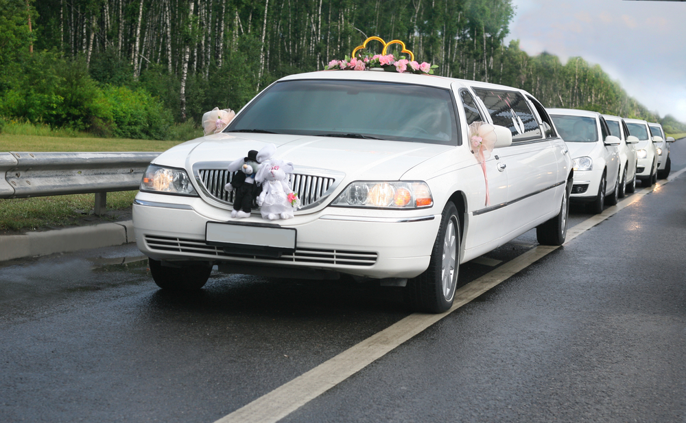 Why Choose Wedding Limos in NYC for a Grand Entrance?