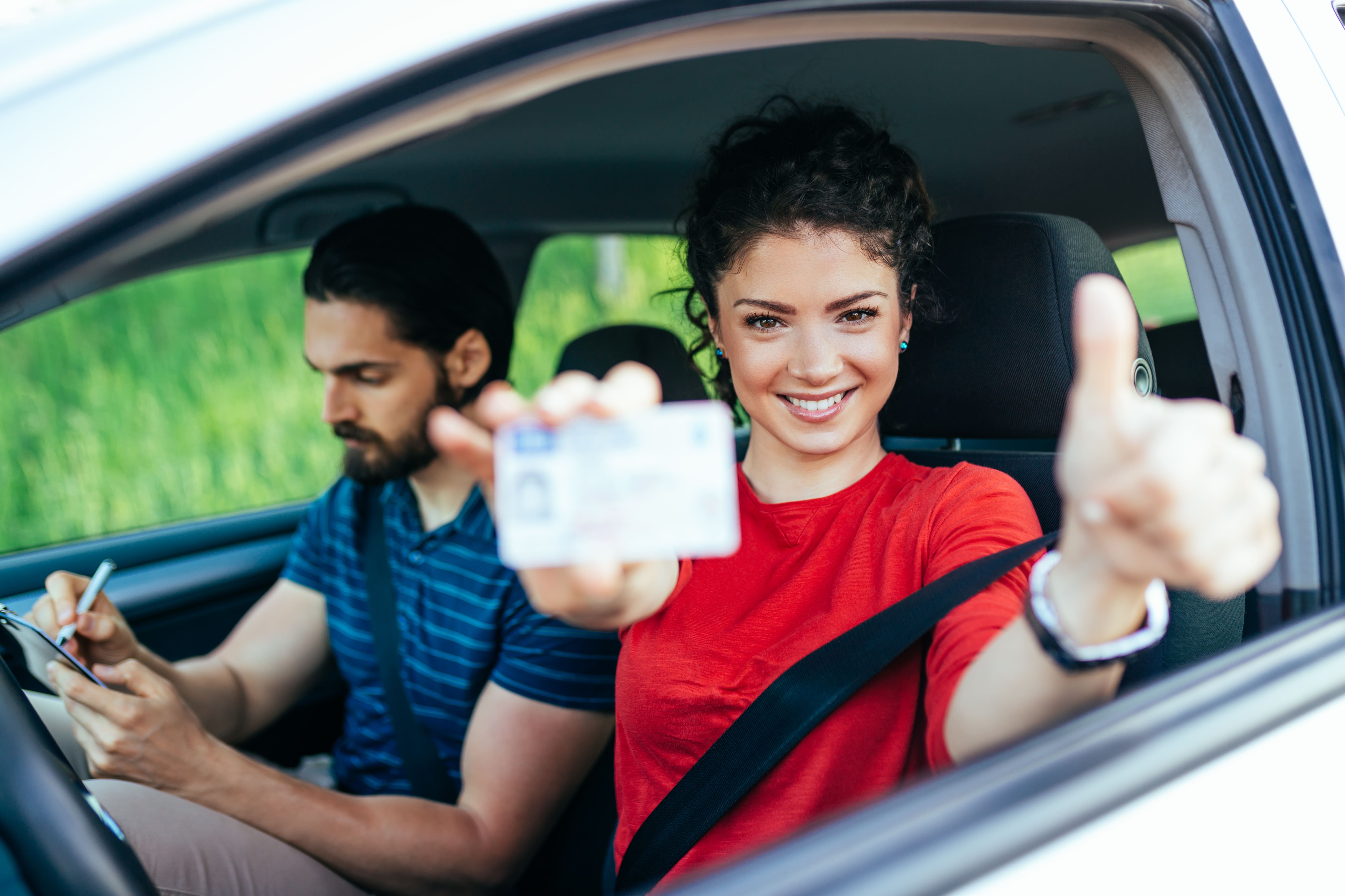 How Private Driving Lessons Help You Pass Your Driving Test Faster?