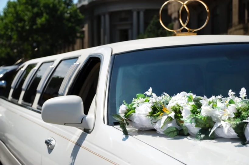 Affordable and Stylish Kitchener Limo Rental for Any Event