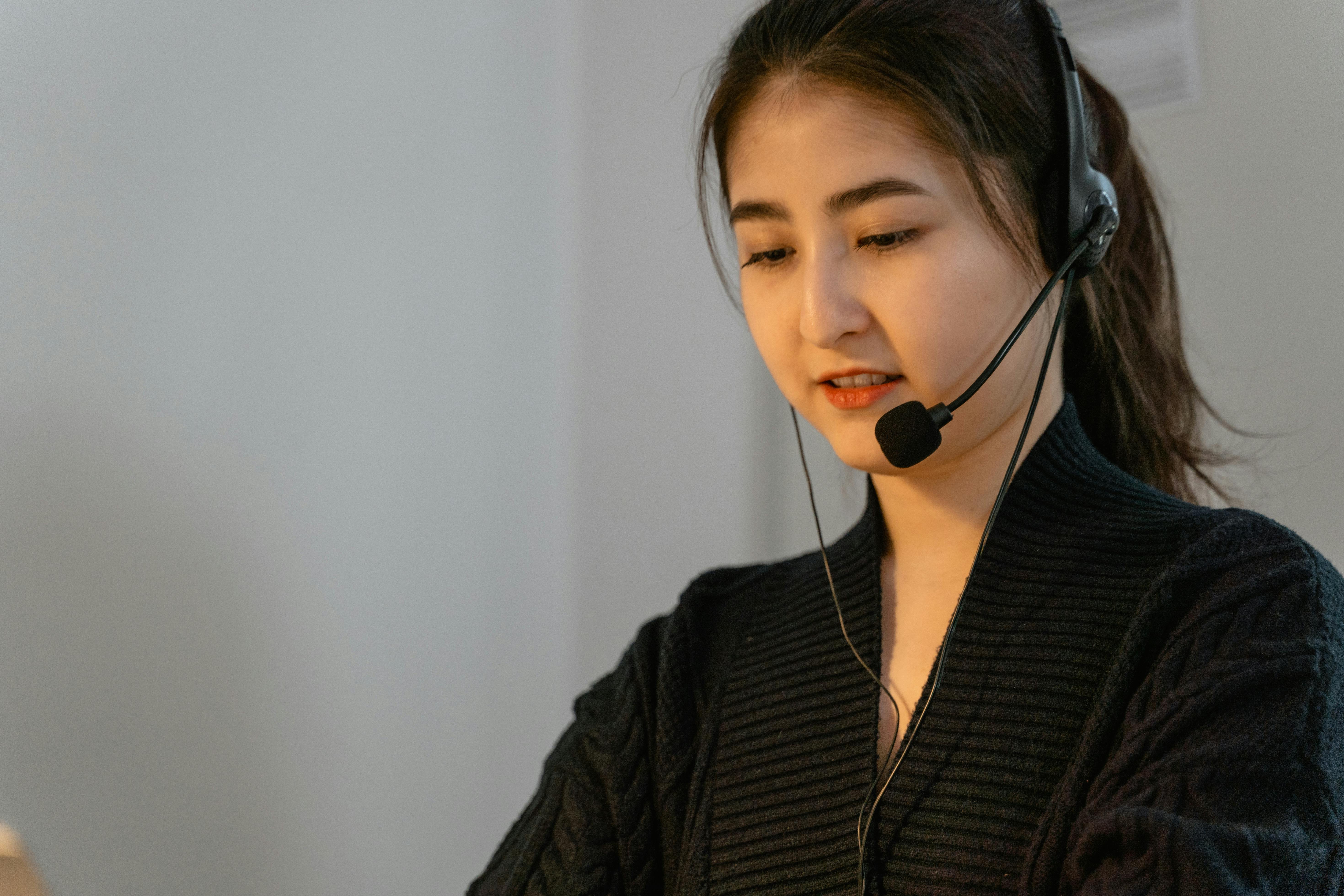 The Importance of Inbound Call Center Services in Modern Business