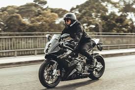 Navigating the Aftermath: Finding the Right Motorcycle Accident Lawyer in Dubai