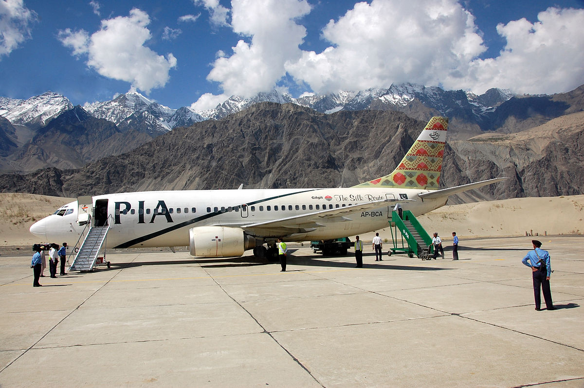 Book Your Flight to Lahore Today with Woking Travel: A Simple Guide to Getting the Best Deals