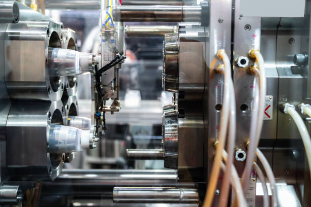 What Are the Latest Trends in Mold Making and Plastic Molding Industries?