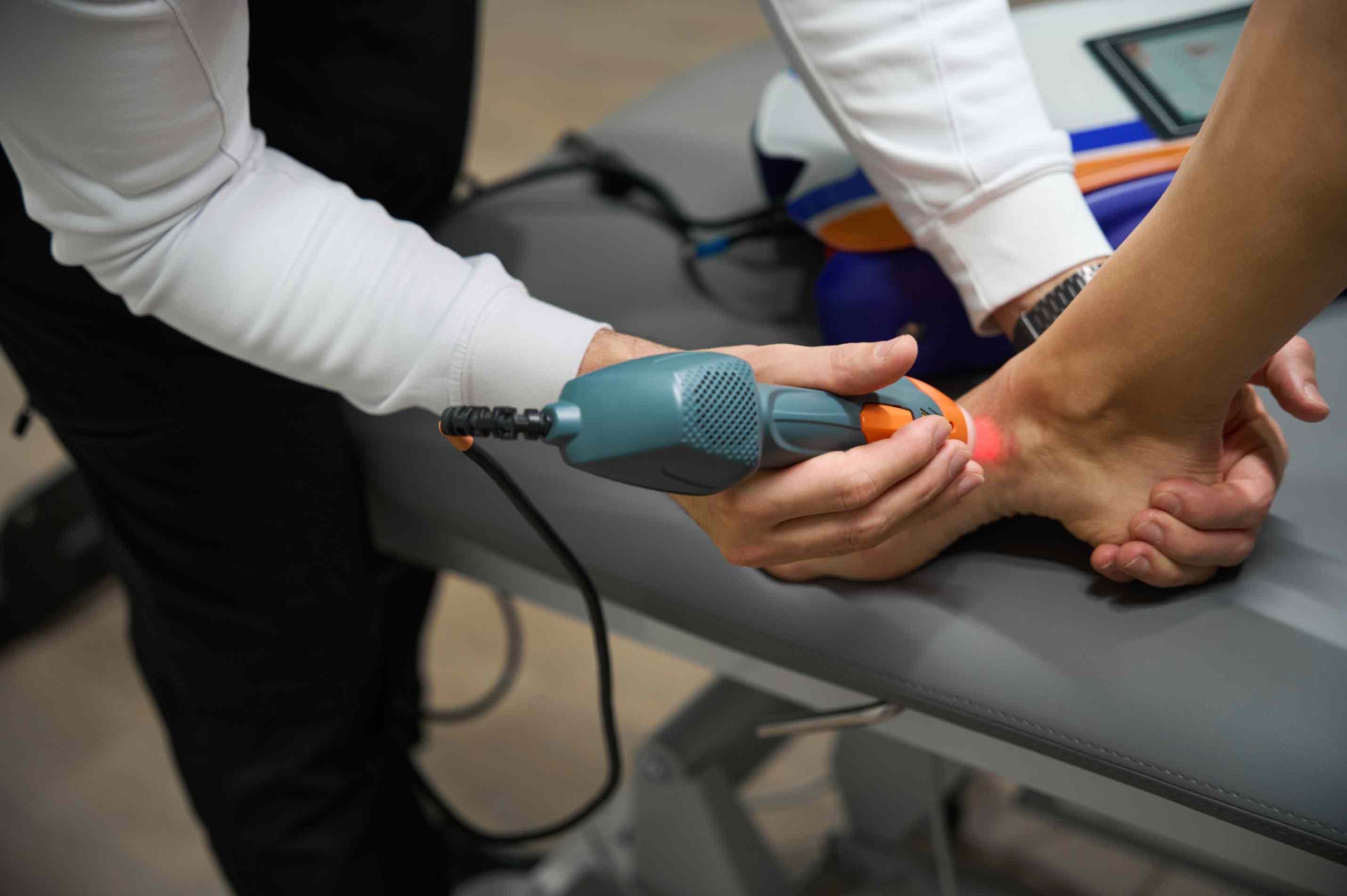 The Long-Term Benefits of Laser Therapy for Pain Sufferers