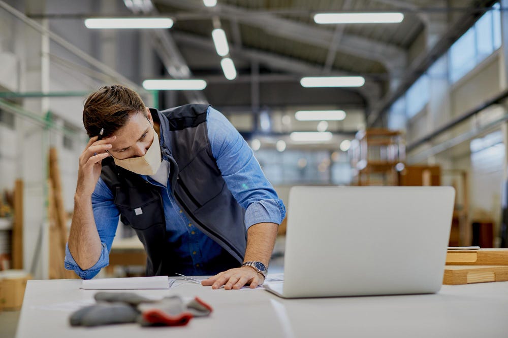 Laptop Shuts Off Randomly? 5 Possible Fixes