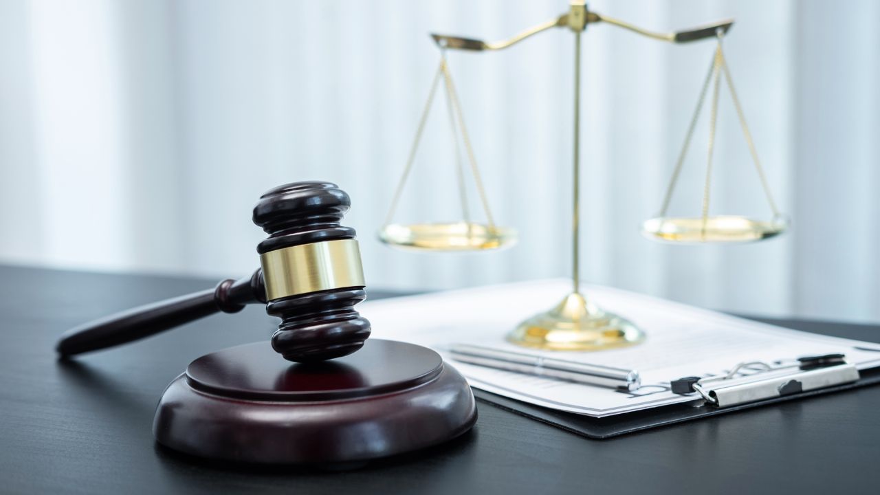 How to Identify the Best Law Firm in Bangladesh for Exceptional Service