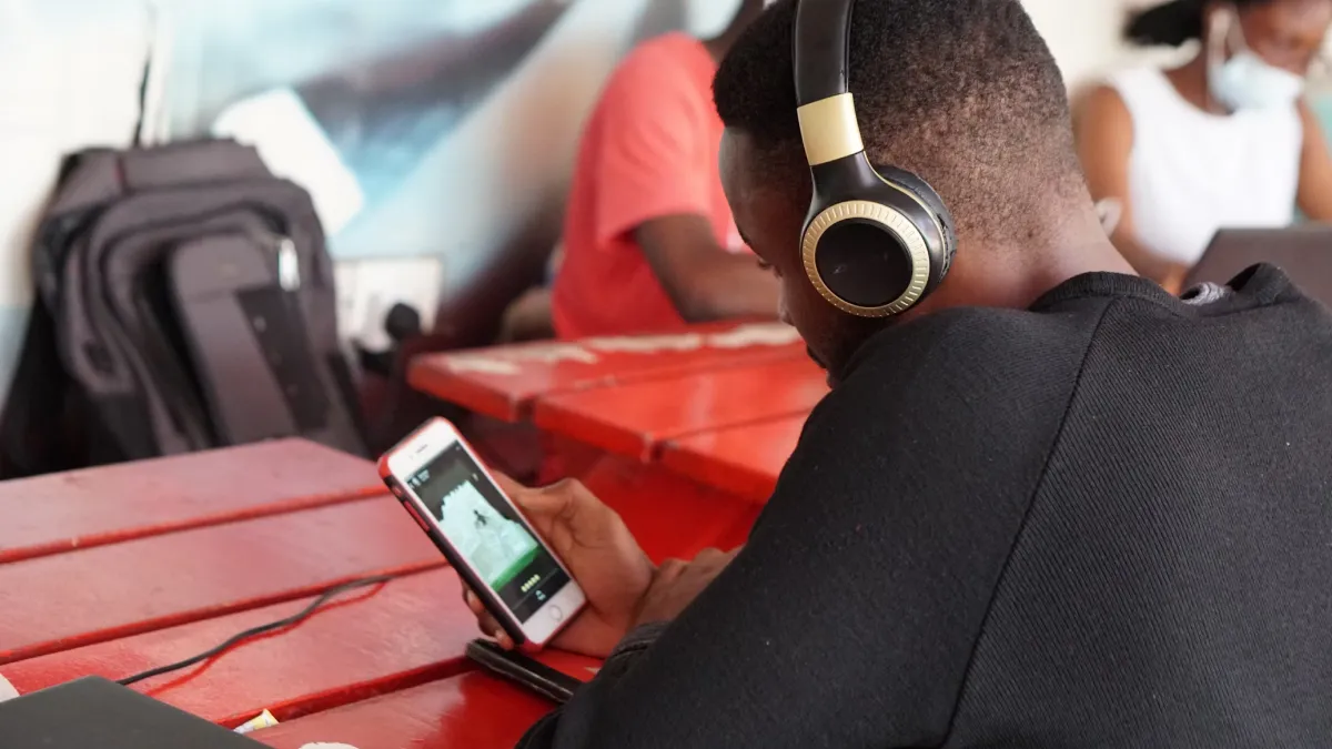 Strategies for Mobile Gamers in a Digital World in 2025