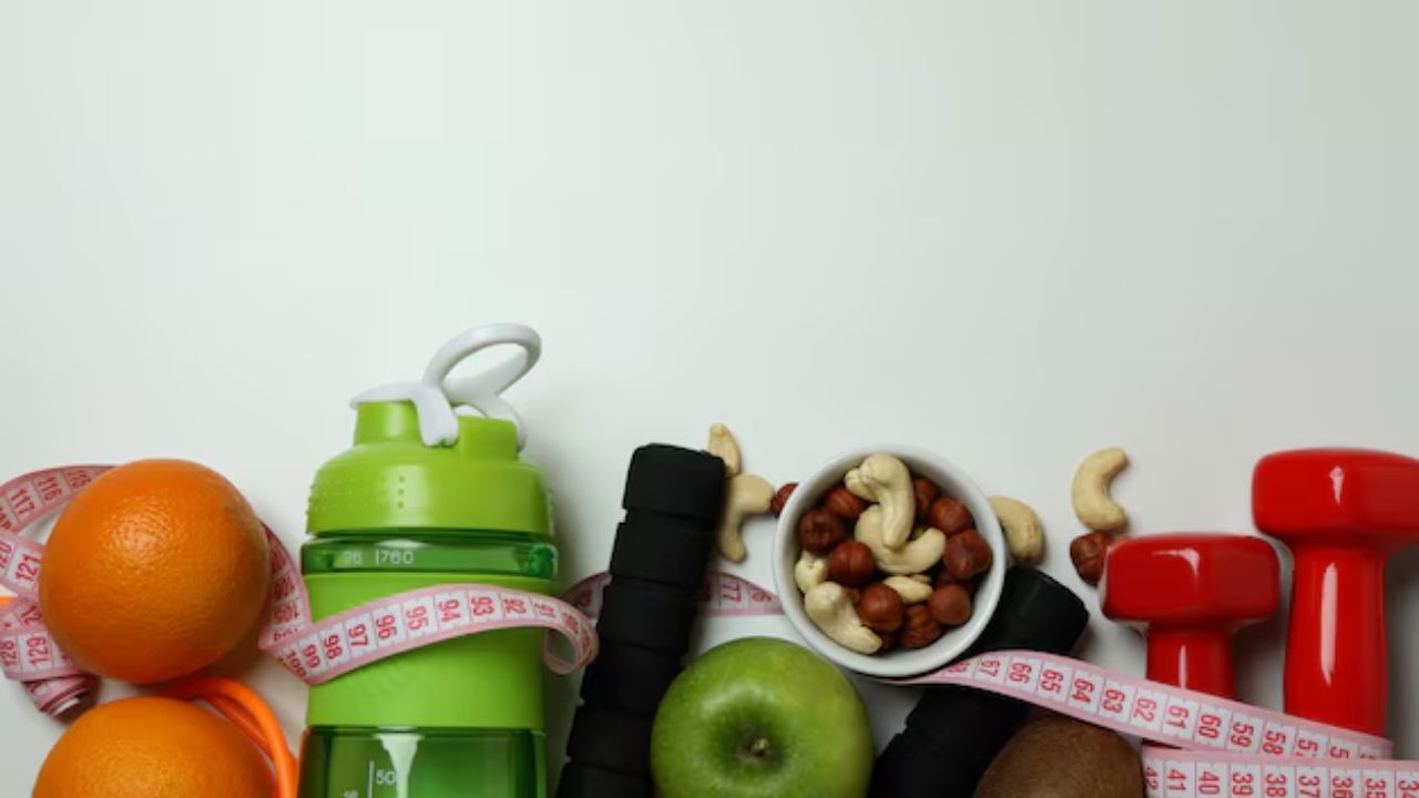 Sports Nutrition Market Size, Trends, Industry Share, Key Players and Forecast 2025-2033