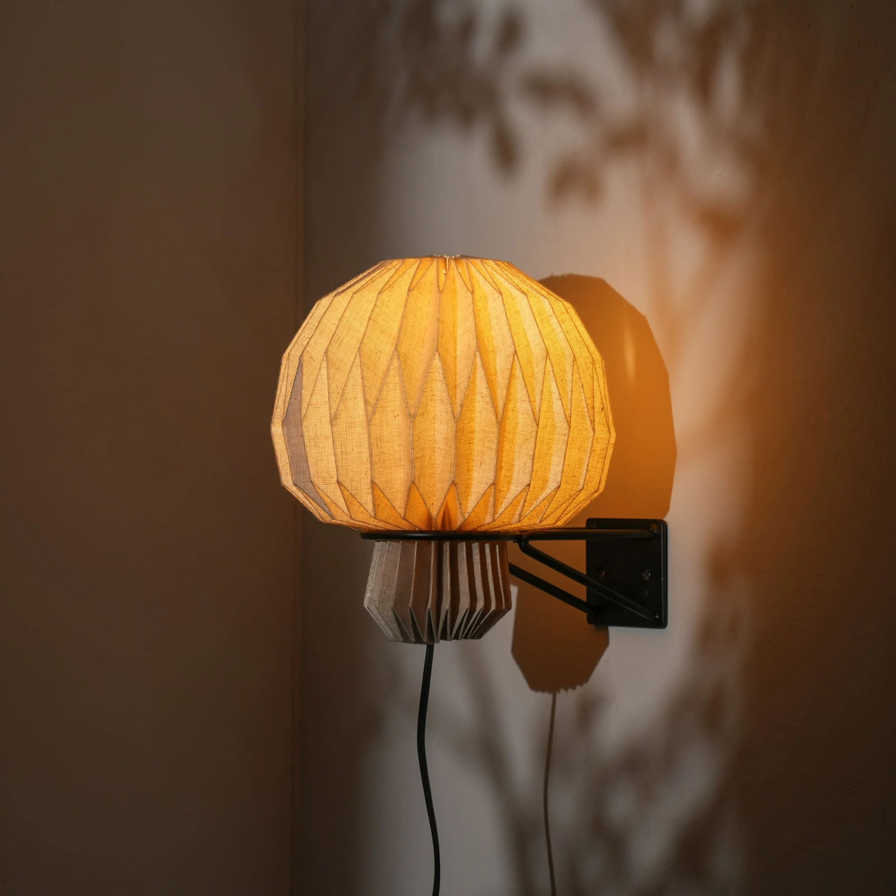 Discover the Fascinating Evolution of Origami Lamps - FIG Living