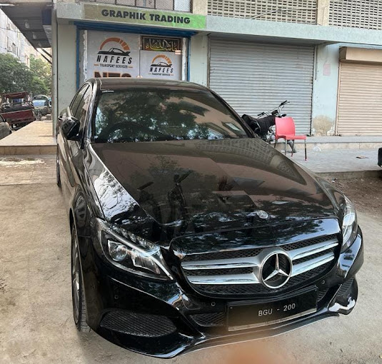 Top 10 Benefits of Renting a Car in Karachi