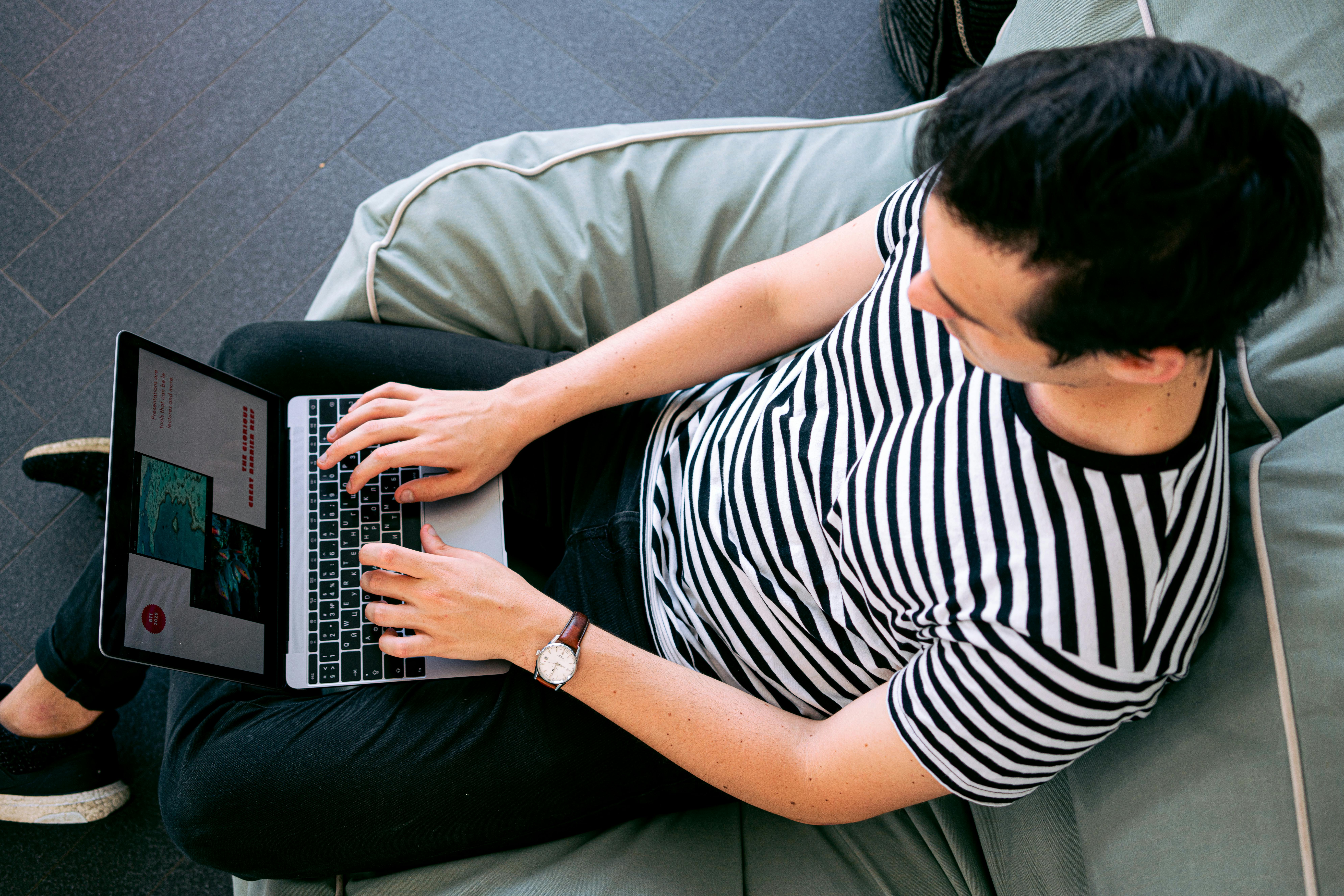 Trending Details: A Business Blog Keeping You Ahead of the Curve