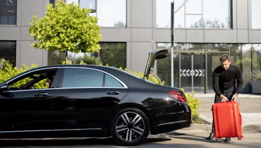 Chauffeur Service in London: Luxury Airport Transfers and Premium Travel Experience