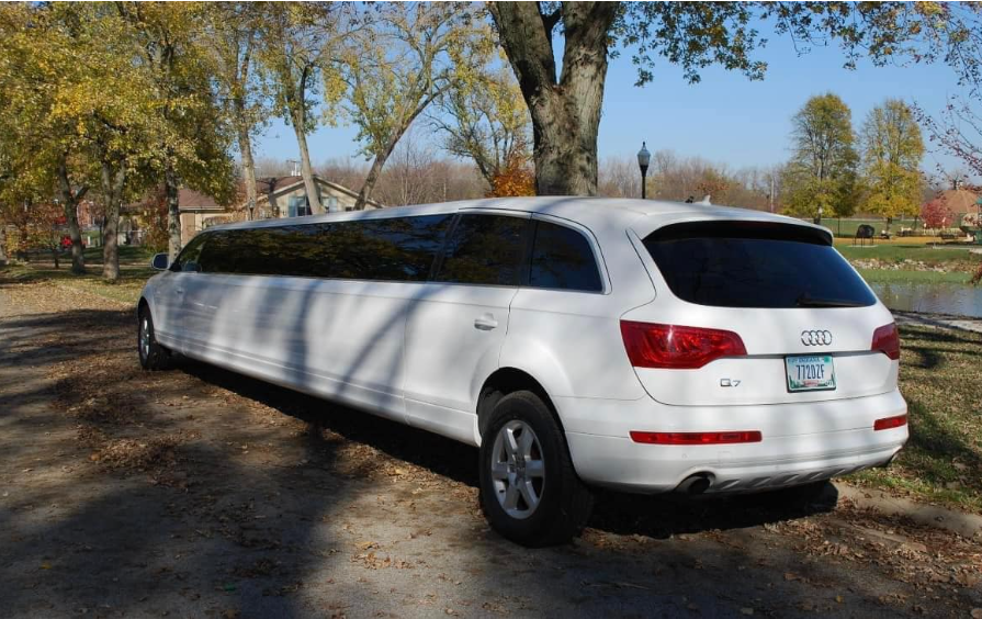 Discover the Best of North Liberty by means of Limousine Ride Mixed with Wine Tours