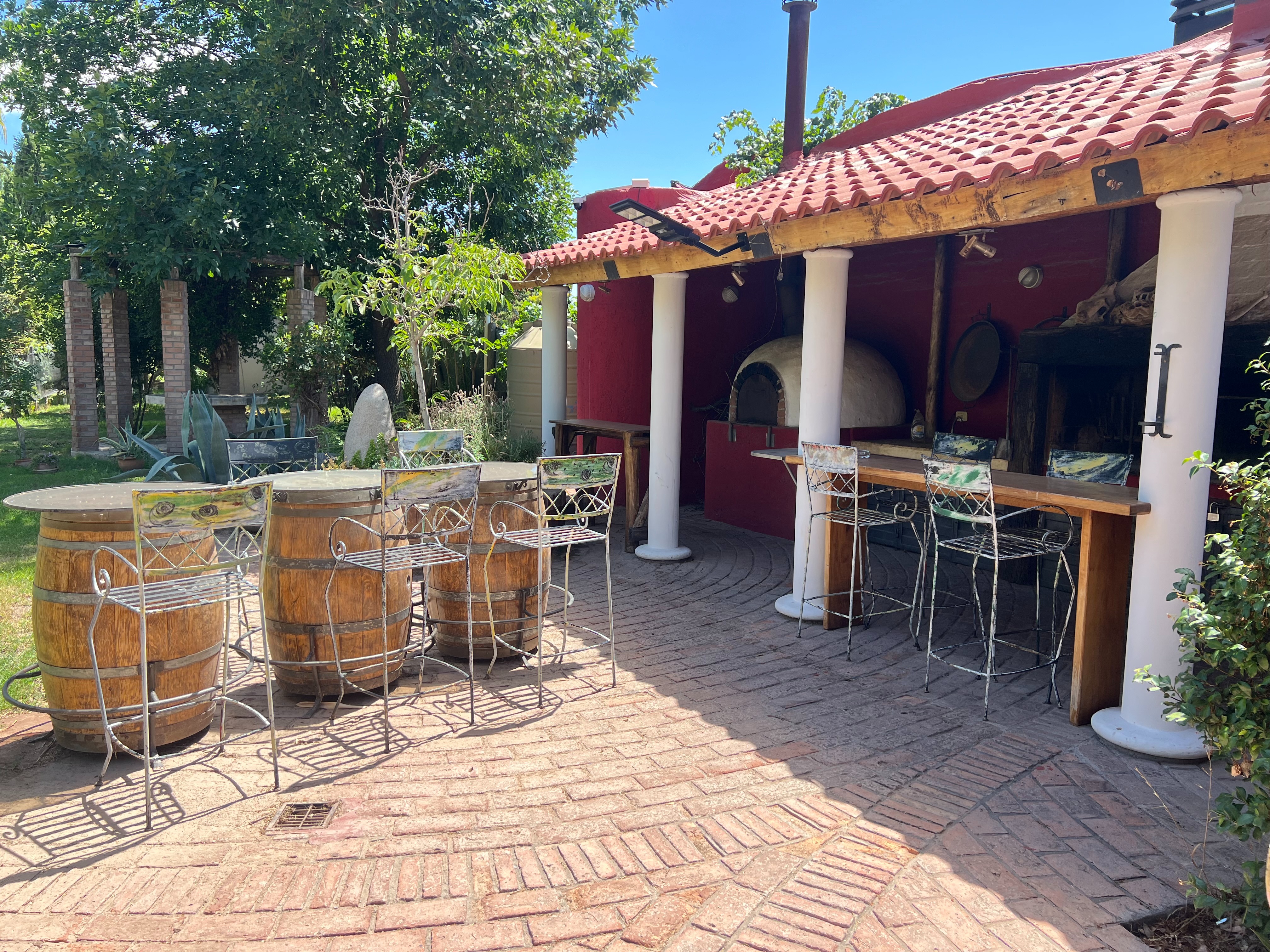 Experience Ultimate Comfort with a Luxurious Studio at Quinta Mendoza