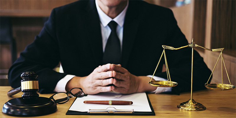 The Essential Guide to Finding the Right Accident Attorney in Newport Beach