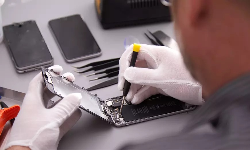 Top Signs You Need Expert Mobile Phone Repair Now!