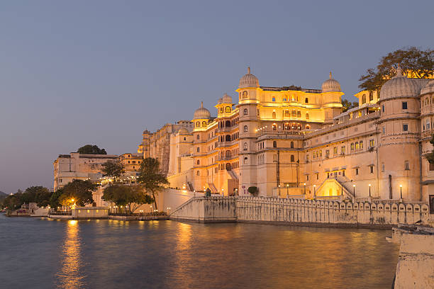 Luxury Hotels in Udaipur: Unveil the Royal Charm with Welrm