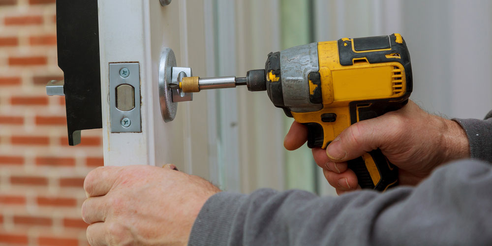 Should You Replace Your Locks After Moving Into A New Home?