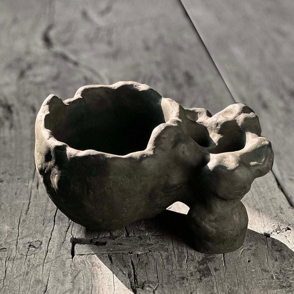 Enhancing Spaces with Stylish Decorative Objects
