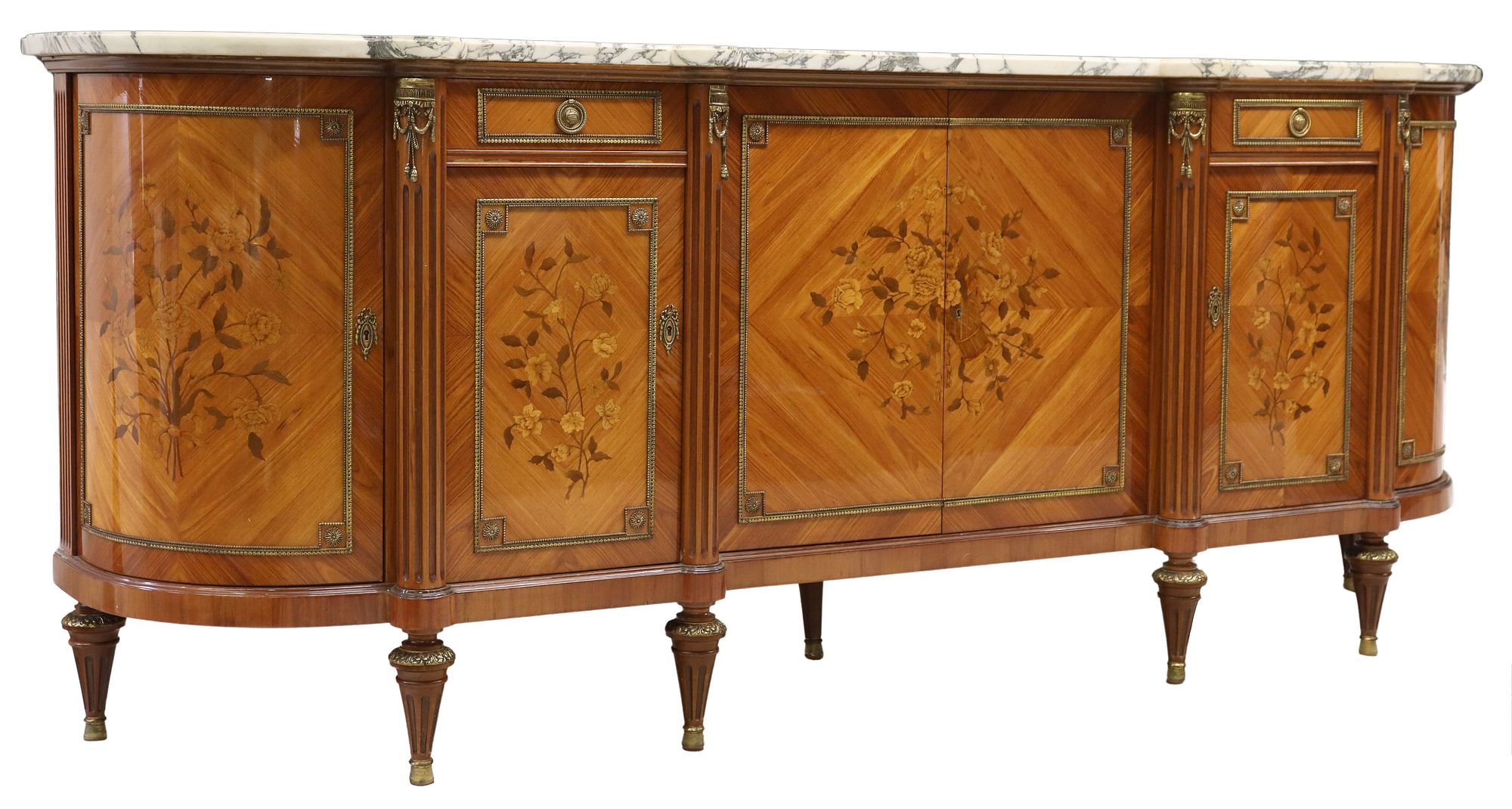 The Art of Vintage Furniture: Style, History, and Smart Buying Tips