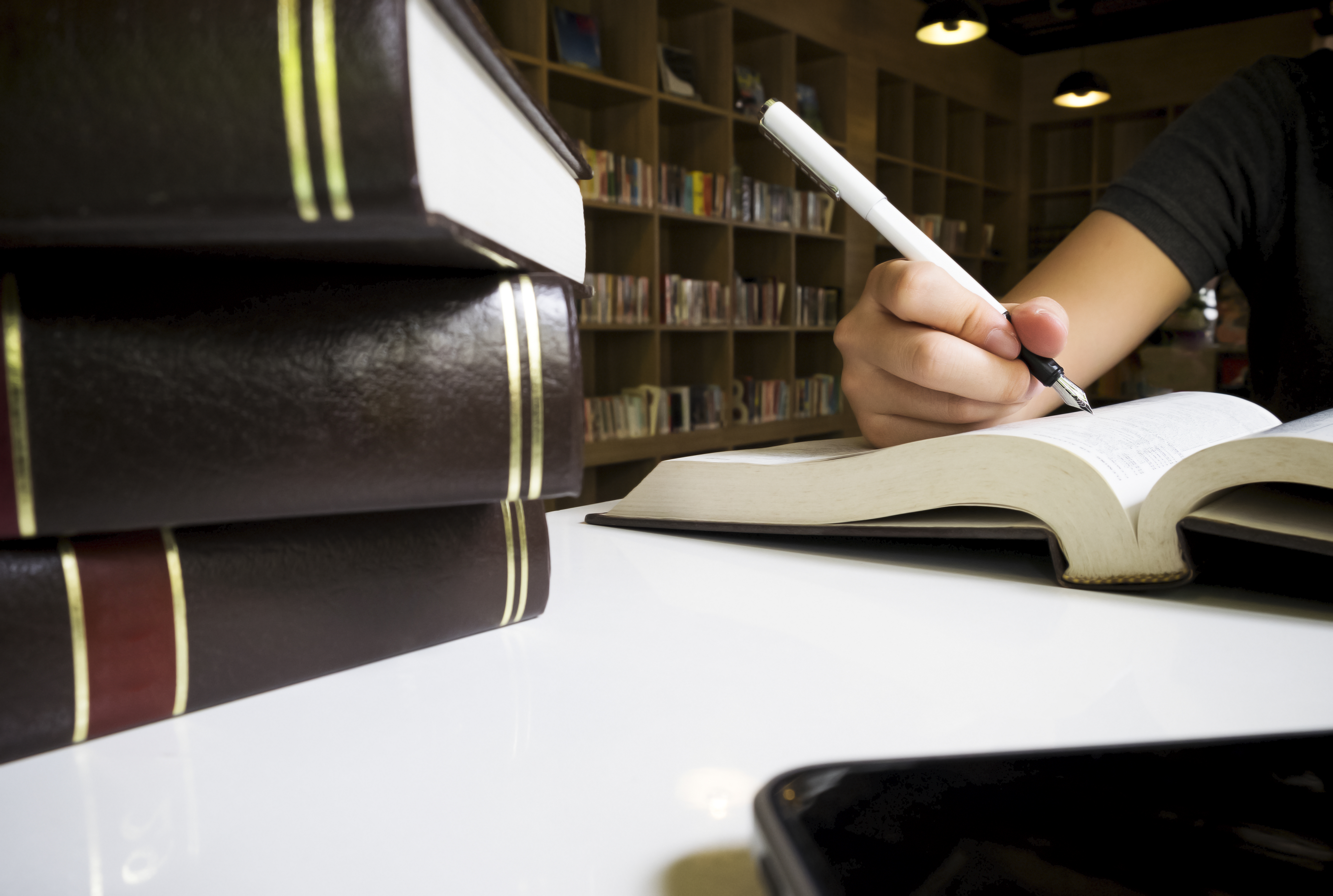 Why Dissertation Services Are Essential for Accurate Qualitative Data Results