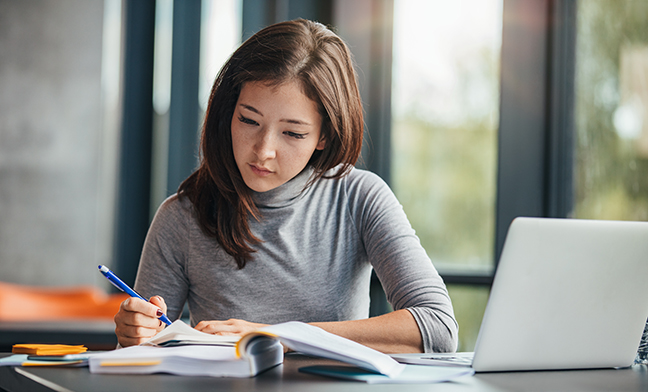 The Ultimate Guide to Getting Help With Essay Writing Online