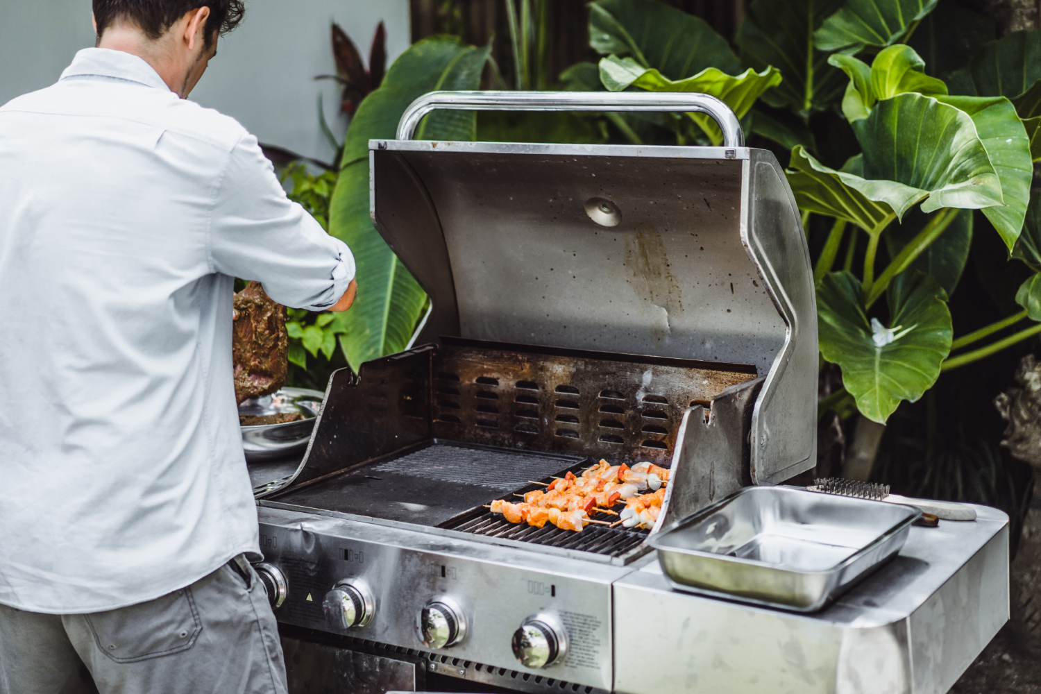 Find the Best Outdoor Kitchen Stores in Tampa – Precision Craft Outdoor Kitchens