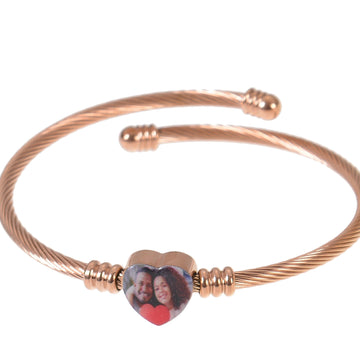 Photo Bracelet: A Personalized Way to Cherish Memories