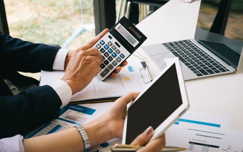 How Can Advanced Billing Software Help Simplify Invoices?