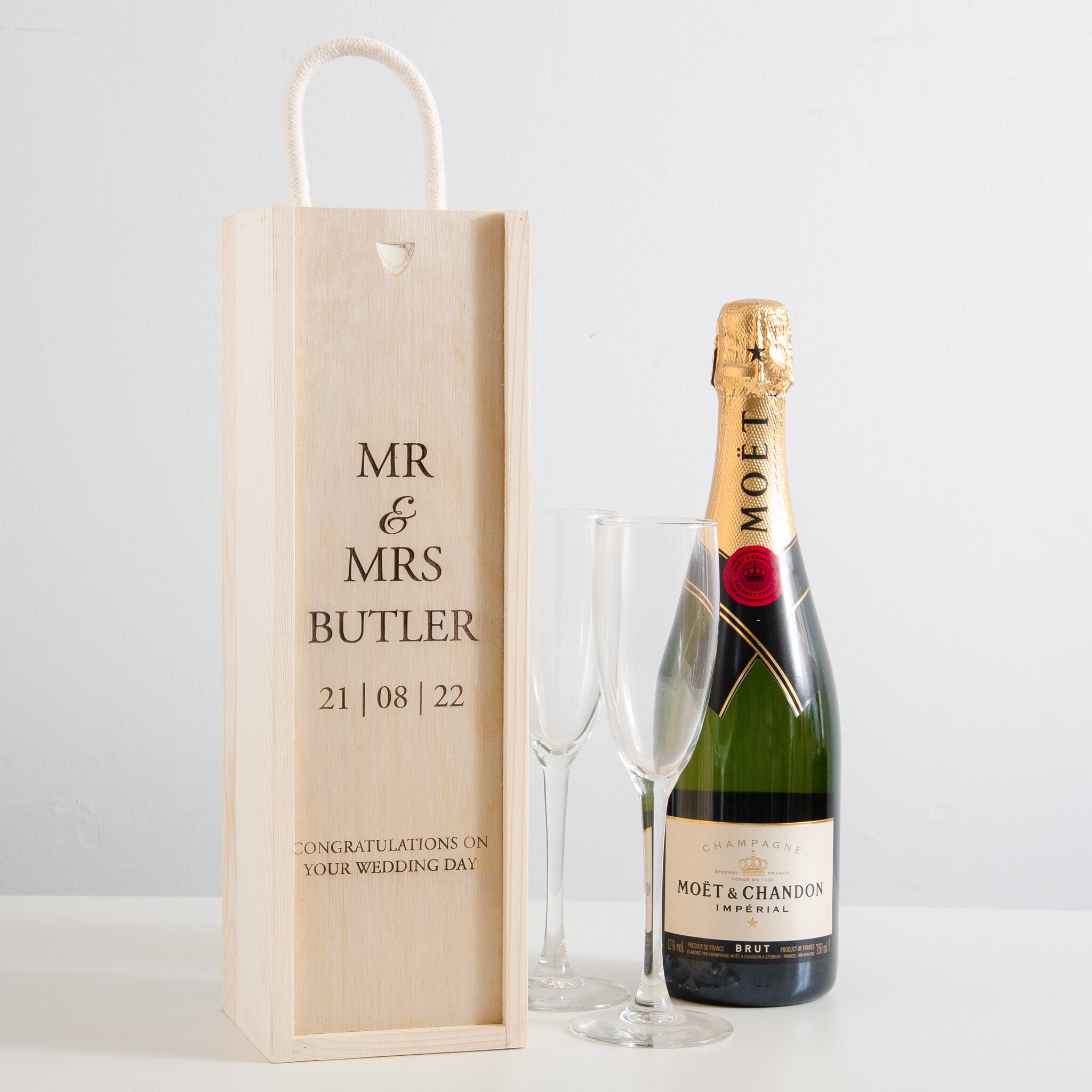 10 Unique Champagne Gift Set Options for 2025
