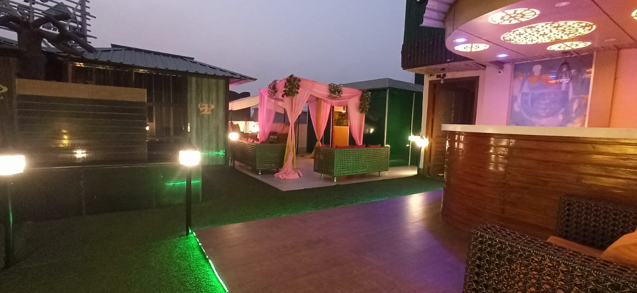 Banquet Halls with Terrace or Rooftop in West Delhi