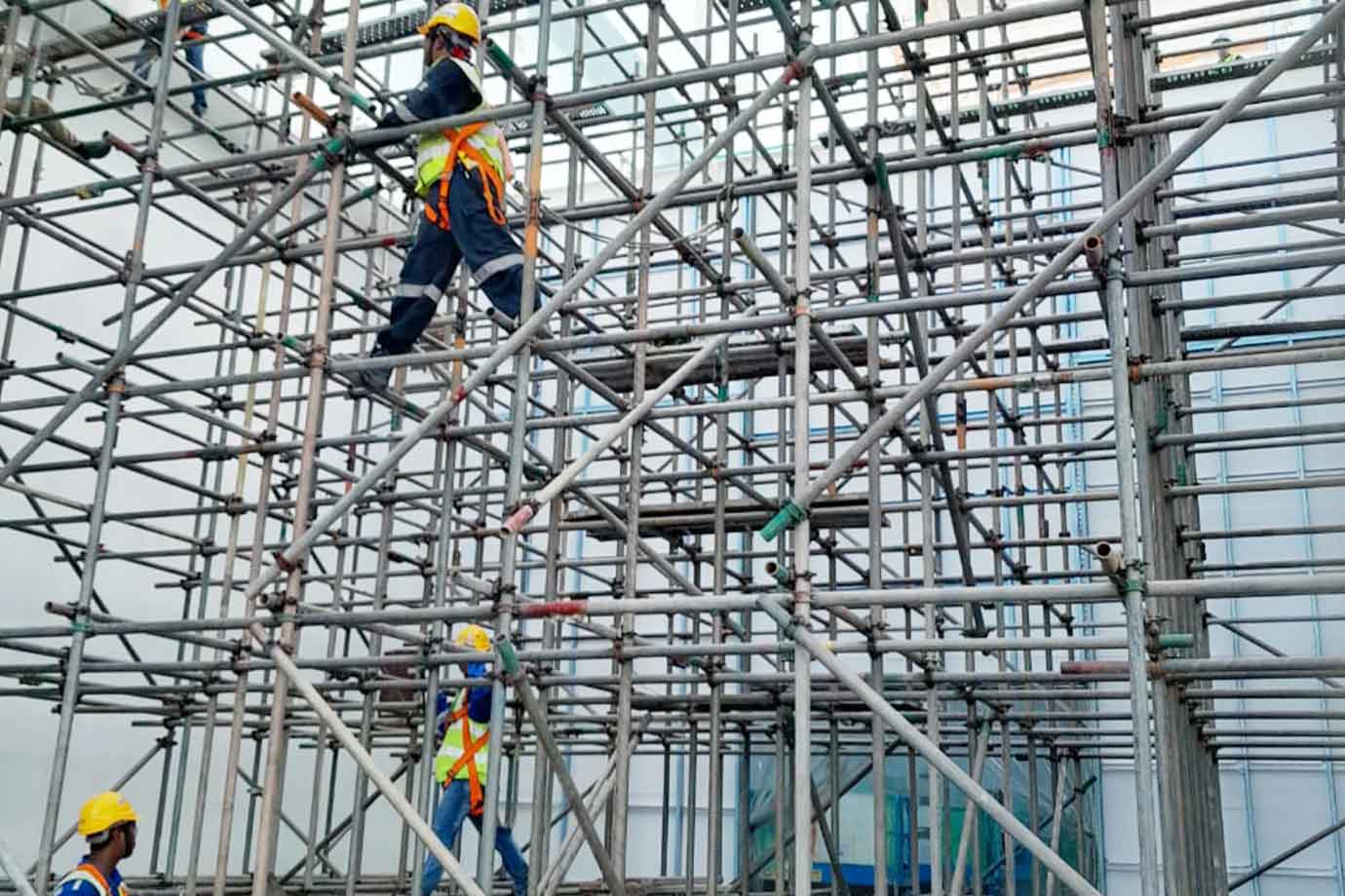 Scaffolding Solutions for NYC Projects: Safety, Compliance, and Efficiency