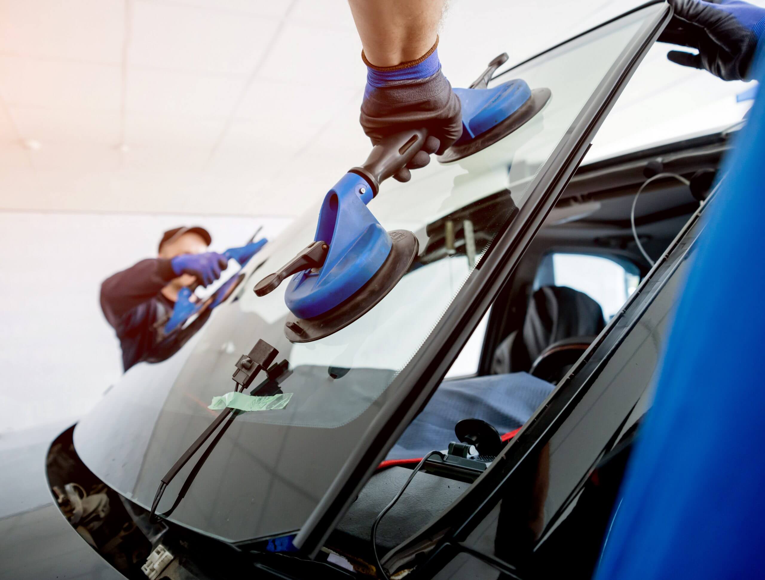 Can You Drive Safely with a Cracked Auto Glass?