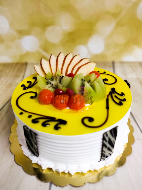 Luxury Customised Cakes in Islamabad – Premium & Elegant Designs