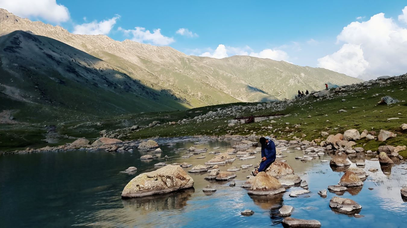 Kashmir Great Lakes Trekking Guide: Everything You Need to Know