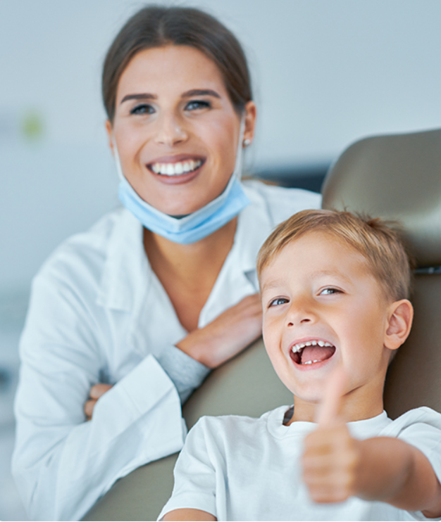 Uitgebreide gids voor moderne tandheelkundige behandelingen: orthodontisten, Invisalign, kronen, implantaten en beugels