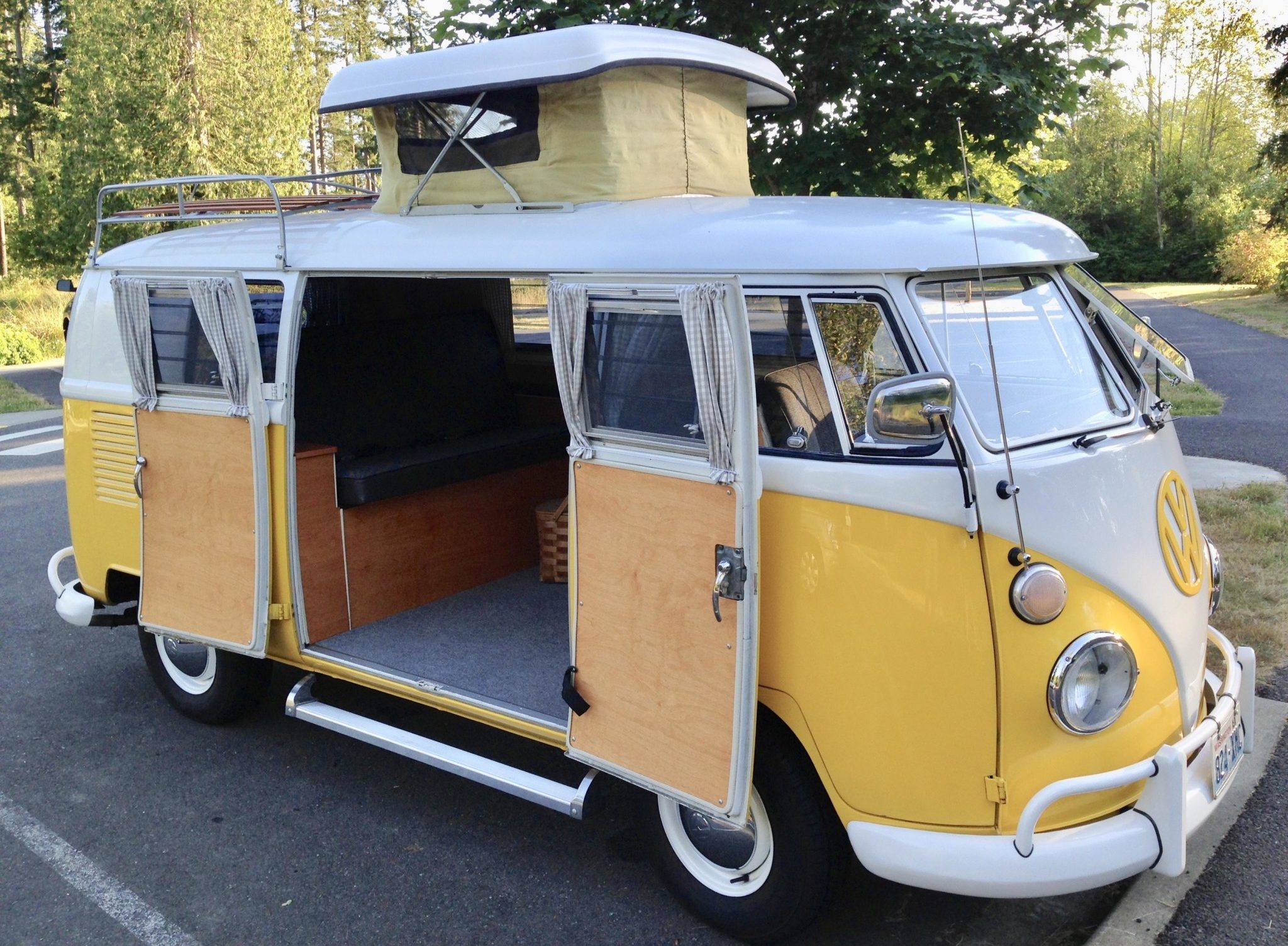 Why Opt for Minibus Hire Peterborough for Family Trips?