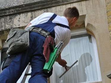 Crystal-Clear Views: The Importance of Commercial Window Cleaning in London