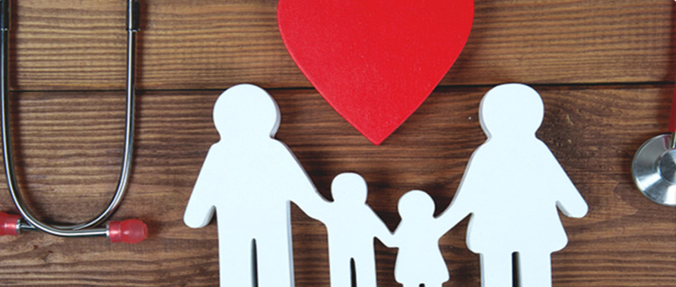 Benefits of Buying Health Insurance for Ageing Parents Early