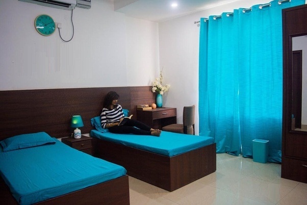 PG in Noida Sector 18: The Ideal Accommodation for Comfort and Convenience