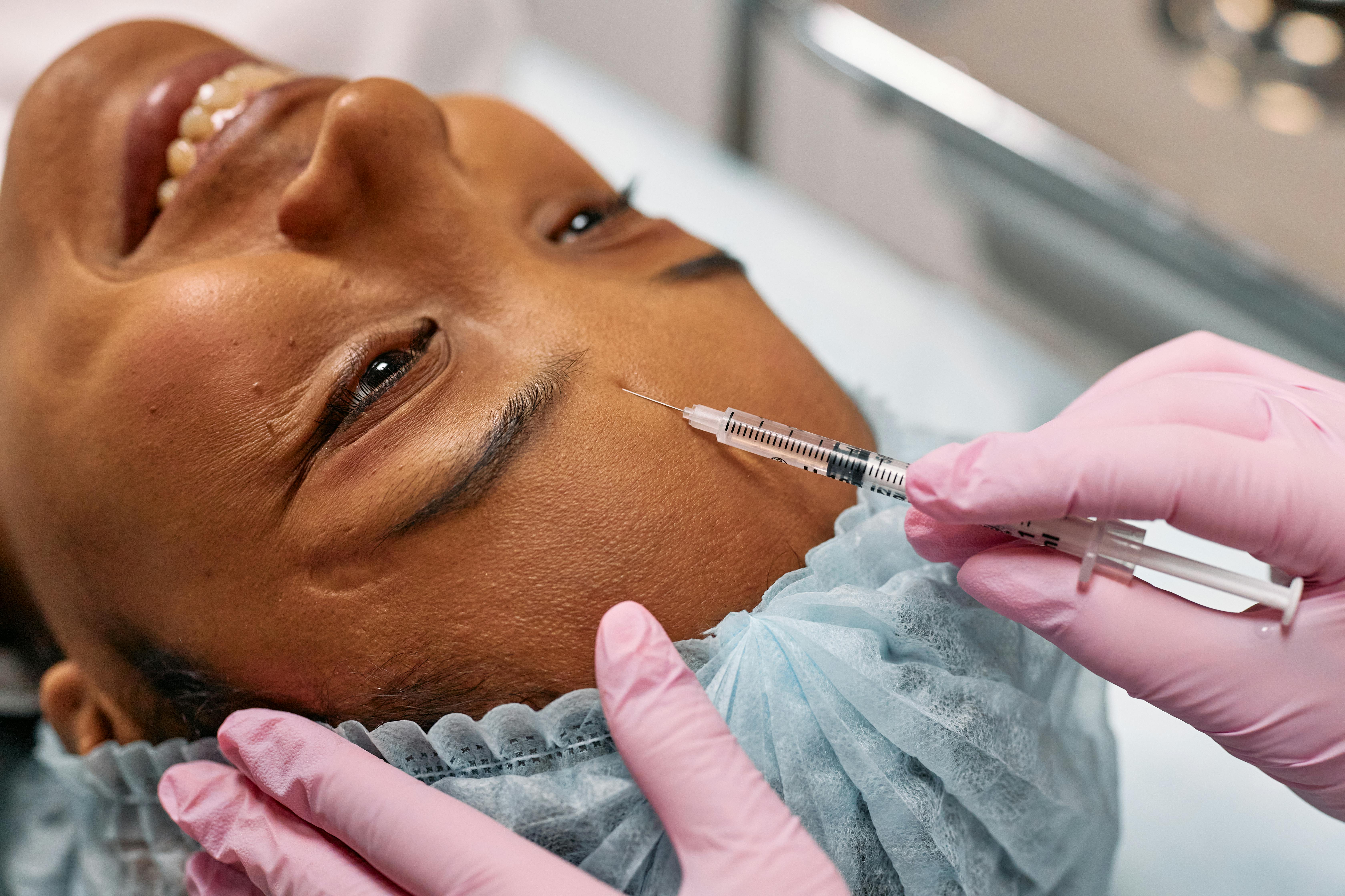 Thread Lifts for Anti-Aging: A Non-Surgical Solution for Youthful Skin