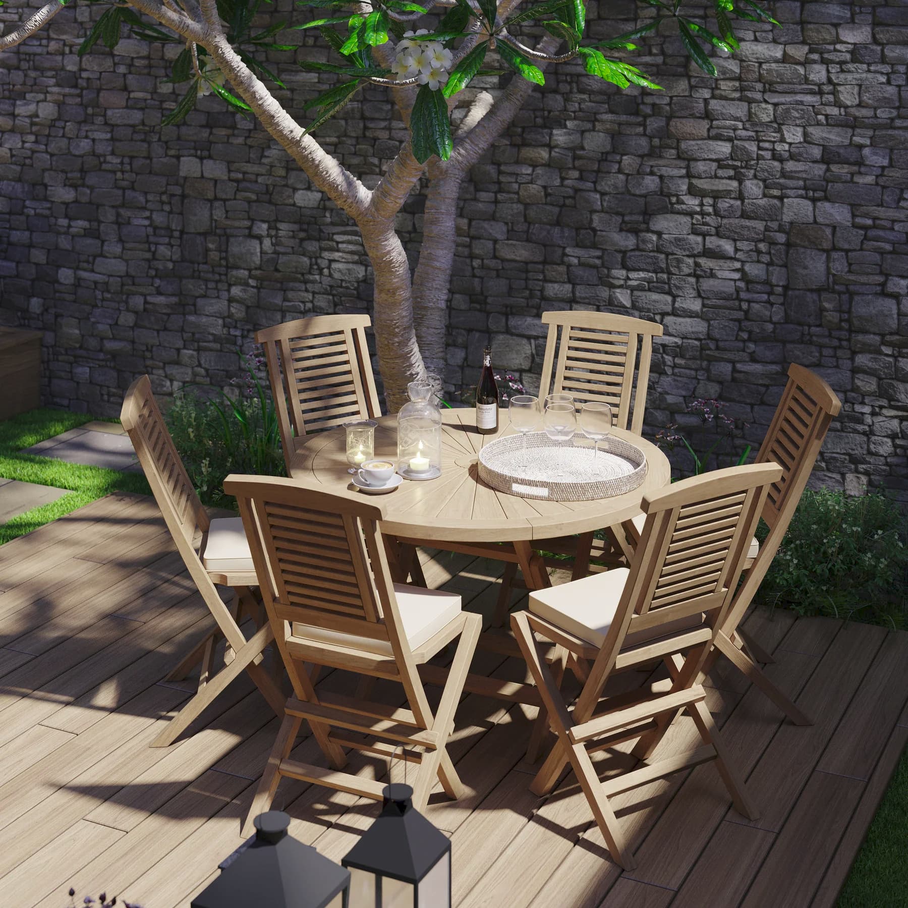 Stylish & Practical: The Benefits of a Teak Folding Table